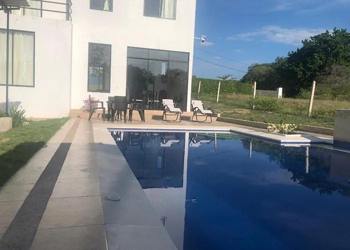 Villa Con Piscina Privada Y Zona Bbq En Condominio
