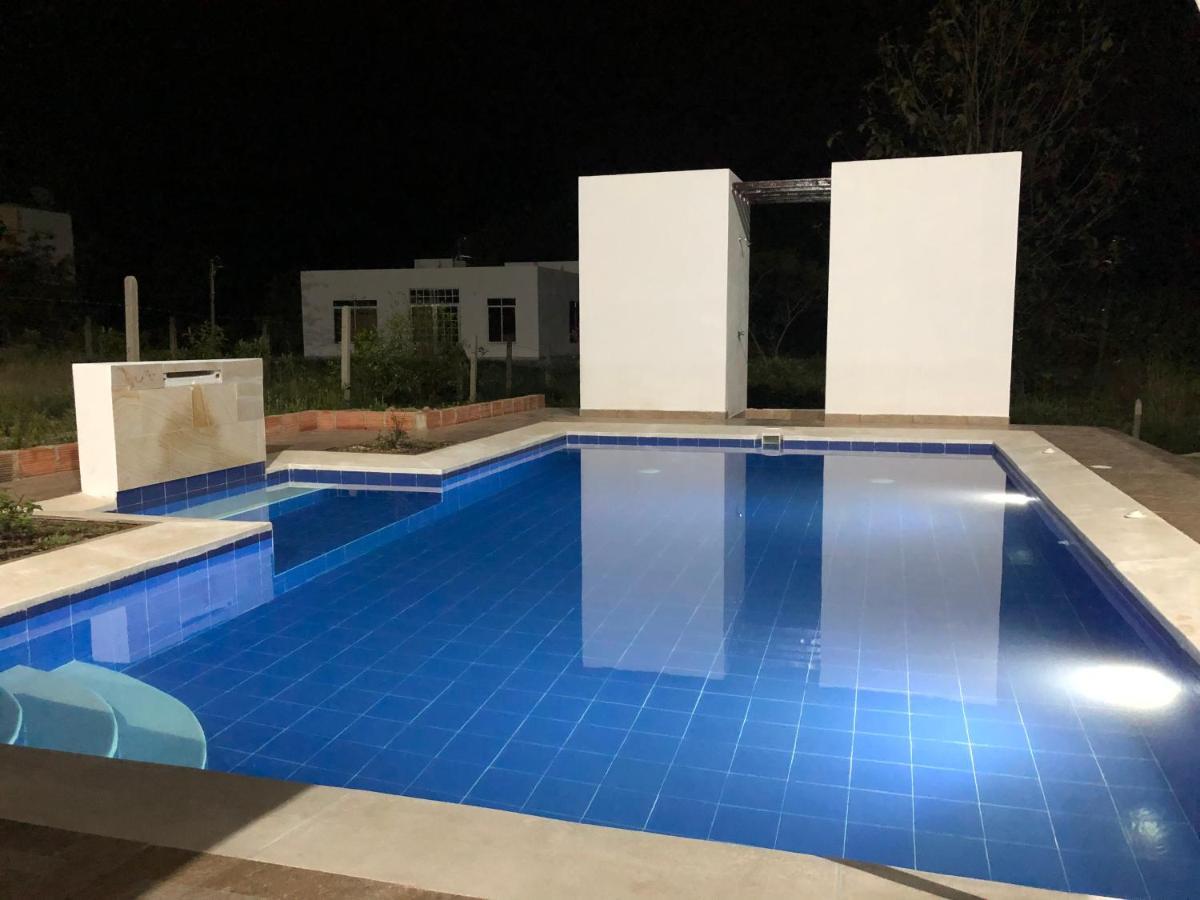 Con Piscina Privada Y Zona Bbq En